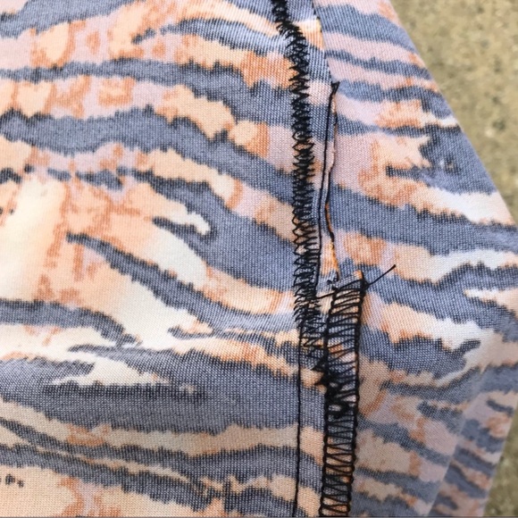 ❗️SOLD ❗️Pinup Couture tiger wiggle dress - Picture 4 of 7